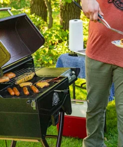 Pitt Boss Mahogany Series 260 Portable Wood Pellet Grill - Image 5