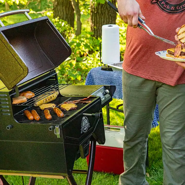 Pitt Boss Mahogany Series 260 Portable Wood Pellet Grill - Image 5