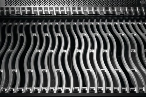 Phantom Prestige® 500 Connected, Natural Gas Grill with Infrared Side and Rear Burner - Matte Black - Image 4