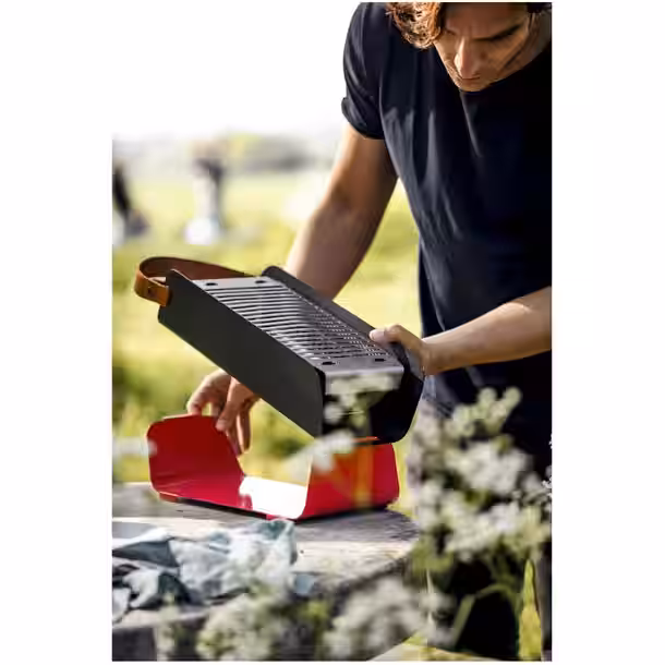 UNA Portable Tabletop Charcoal Grill - Strawberry Red - Image 7