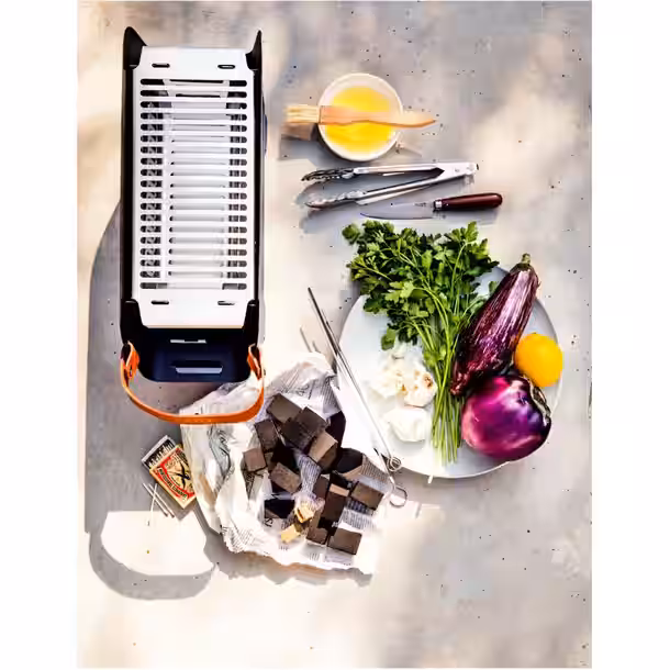 UNA Portable Tabletop Charcoal Grill - Strawberry Red - Image 8